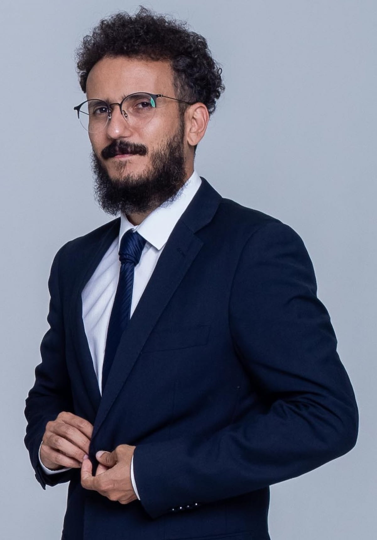 Dr. Pedro Almeida, advogado especialista em pensão alimentícia, OAB/GO 50.910
